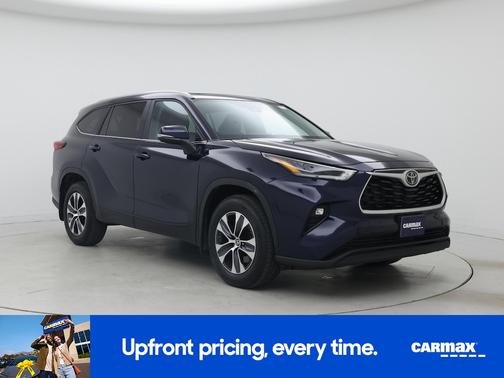 Blue 2023 Toyota Highlander XLE