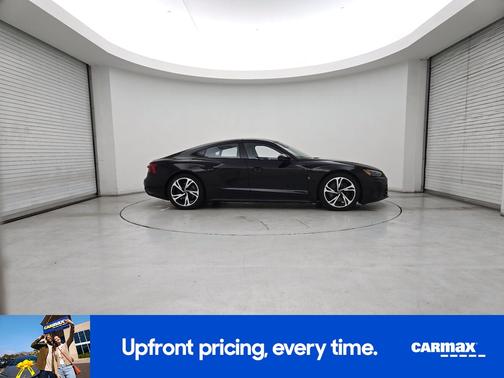 2022 Audi e-tron GT Prestige