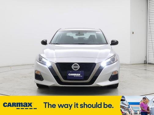 2019 Nissan Altima SR