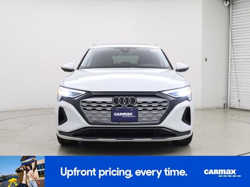 2024 Audi Q8 e-tron Premium Plus