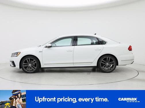 2017 Volkswagen Passat R-Line