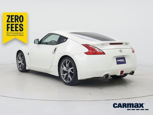 White 2017 Nissan 370Z Sport
