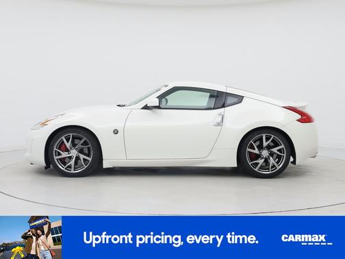 White 2017 Nissan 370Z Sport