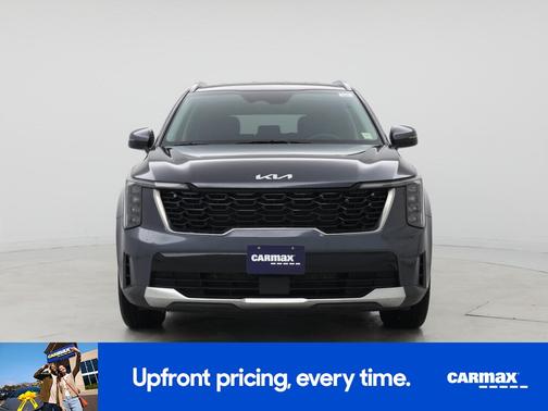 Gray 2024 Kia Sorento S