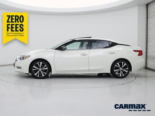 White 2016 Nissan Maxima Platinum