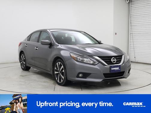 2016 Nissan Altima SR