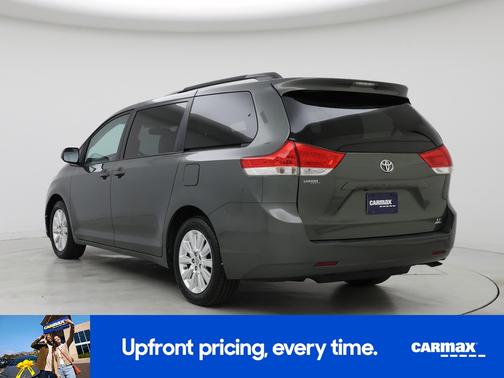 2013 Toyota Sienna LE