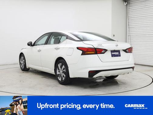 White 2022 Nissan Altima S