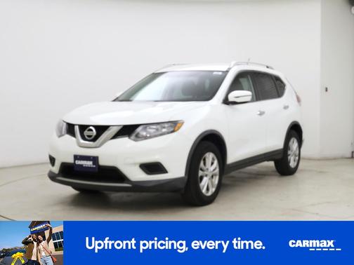White 2016 Nissan Rogue SV