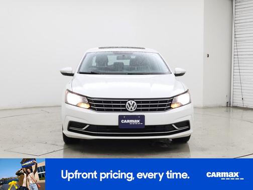 2017 Volkswagen Passat SE