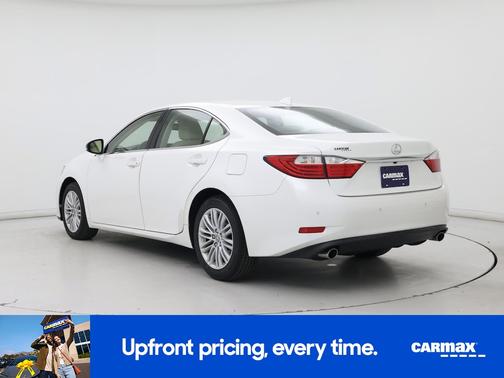 White 2015 Lexus ES 350
