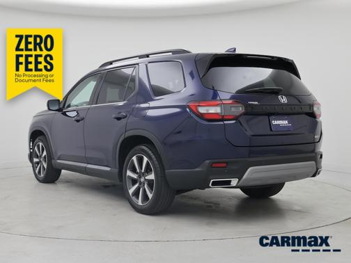 Blue 2024 Honda Pilot Touring