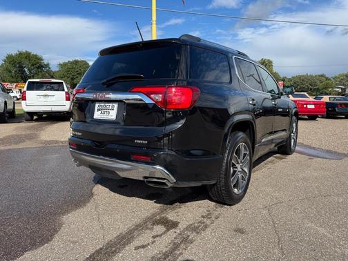 2019 GMC Acadia Denali