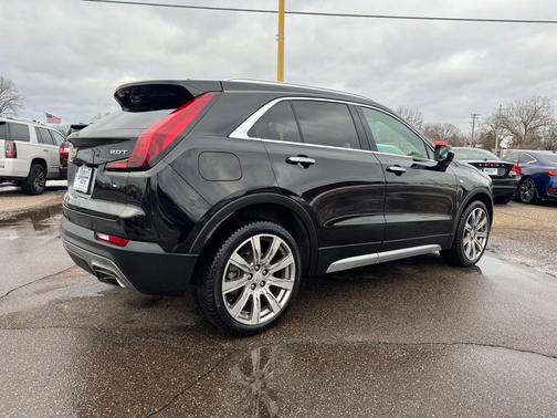 2019 Cadillac XT4 Premium Luxury