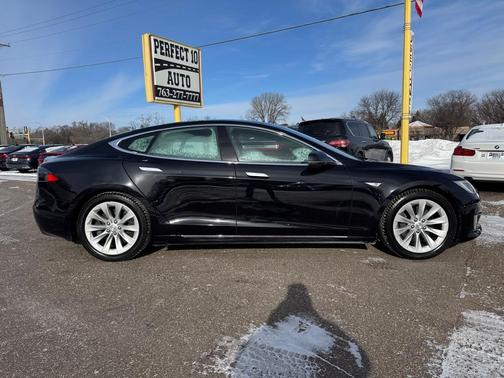 2016 Tesla Model S 75D