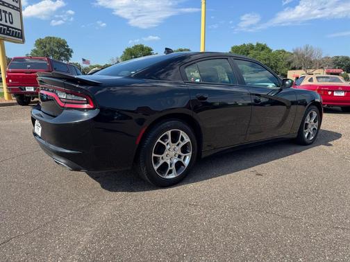 2016 Dodge Charger SXT