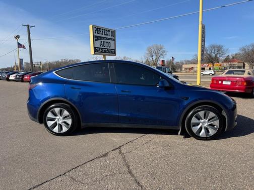 2022 Tesla Model Y Long Range