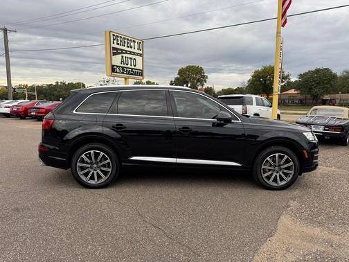 2019 Audi Q7 45 Premium Plus