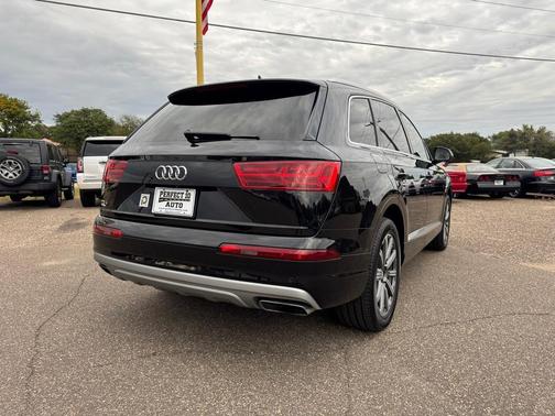 2019 Audi Q7 45 Premium Plus