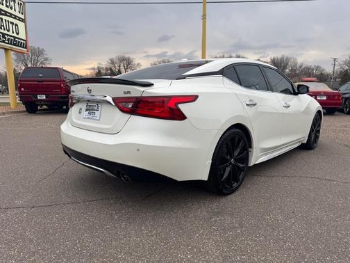 2017 Nissan Maxima 3.5 SR