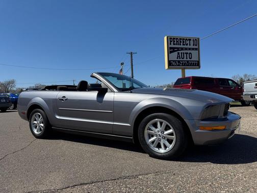 2006 Ford Mustang V6