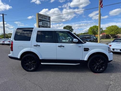 2016 Land Rover LR4 Base