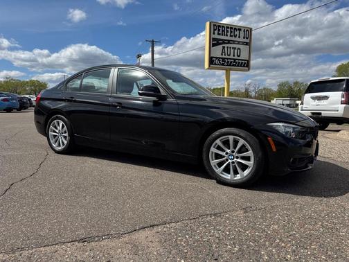 Black 2017 BMW 320 i xDrive