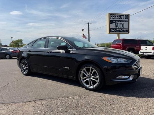 2017 Ford Fusion Hybrid SE