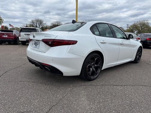 White 2018 Alfa Romeo Giulia Ti