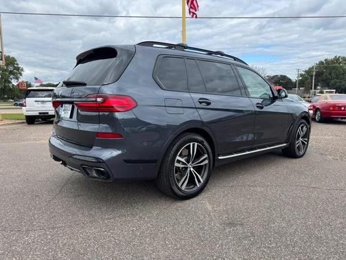 2022 BMW X7 xDrive40i