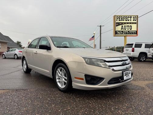 2010 Ford Fusion S