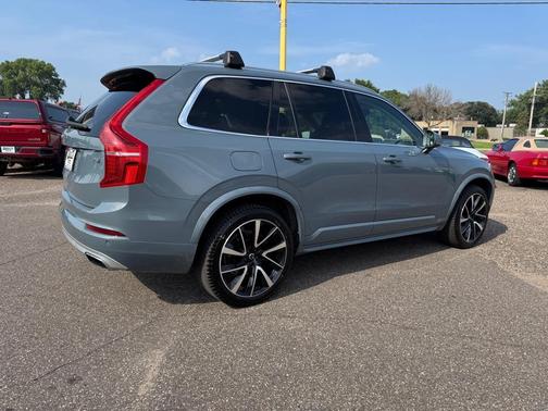 2020 Volvo XC90 T6 Momentum 6 Passenger