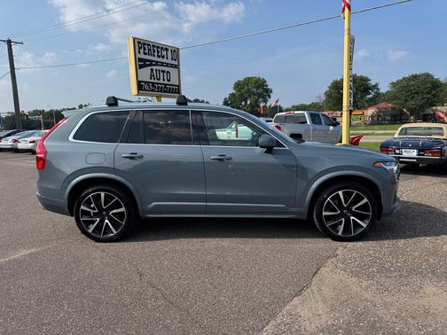 2020 Volvo XC90 T6 Momentum 6 Passenger