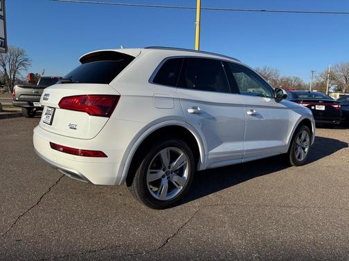 Ibis White 2018 Audi Q5 2.0T Premium Plus