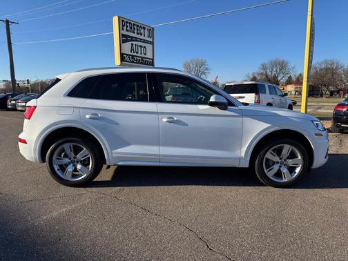 Ibis White 2018 Audi Q5 2.0T Premium Plus