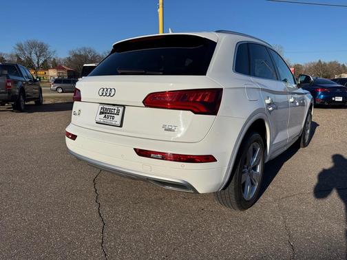 Ibis White 2018 Audi Q5 2.0T Premium Plus