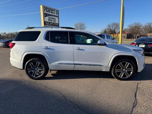 White 2017 GMC Acadia Denali