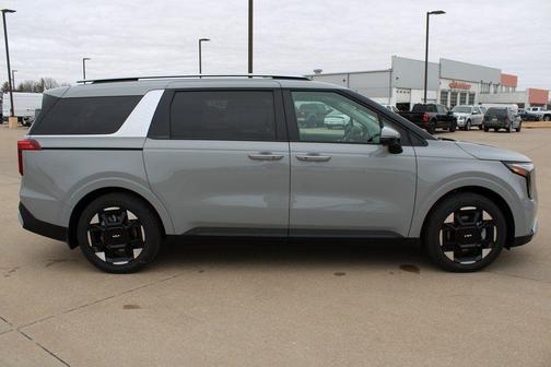 Ceramic Silver 2026 Kia Carnival EX