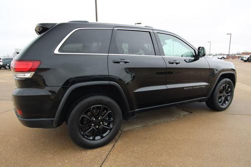 2021 Jeep Grand Cherokee Laredo E
