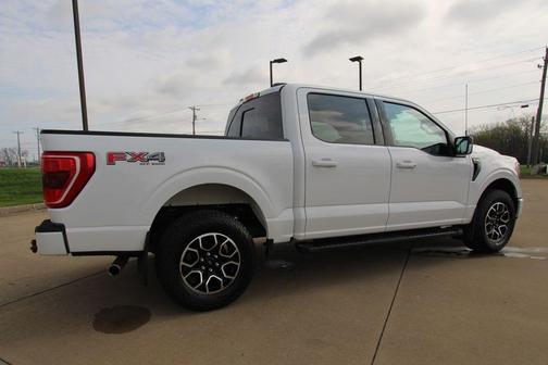 Oxford White 2022 Ford F-150 XLT