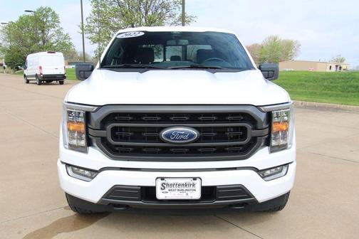 Oxford White 2022 Ford F-150 XLT