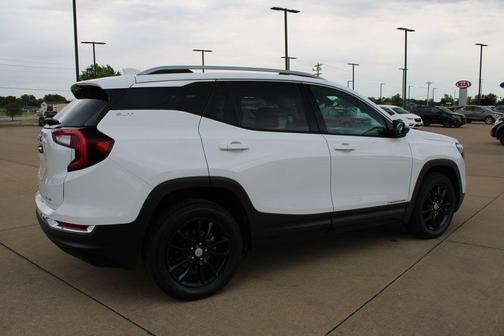 Summit White 2023 GMC Terrain SLT