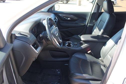 Summit White 2023 GMC Terrain SLT