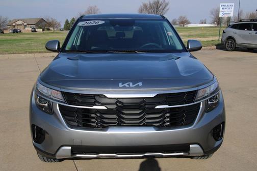 Steel Gray 2026 Kia Seltos LX