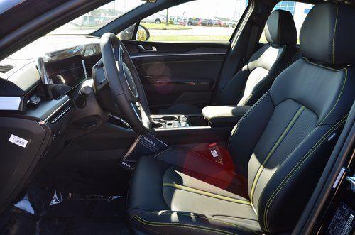 Aurora Black Pearl 2026 Kia K5 GT