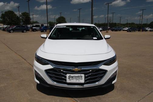 Summit White 2024 Chevrolet Malibu LT