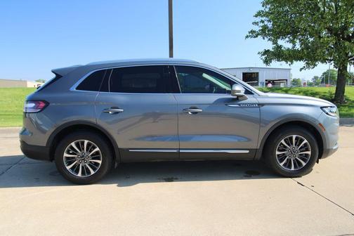 Metallic 2023 Lincoln Nautilus Standard