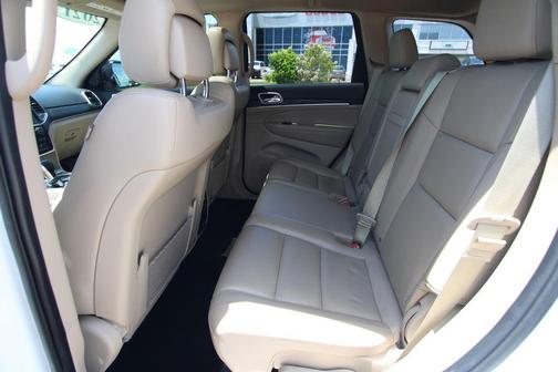 Bright White Clearcoat 2021 Jeep Grand Cherokee Limited