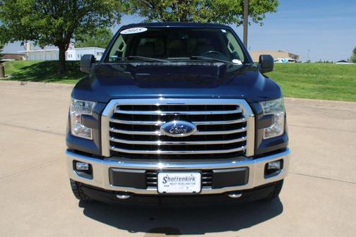 Blue 2015 Ford F-150 XLT