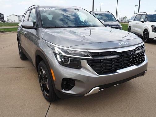 2025 Kia Seltos EX